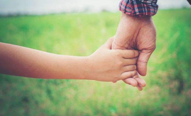 A Szülő A Legfontosabb Tényező Gyermeke életében – Avagy A Szülő- Gyermek Kapcsolatterápiáról